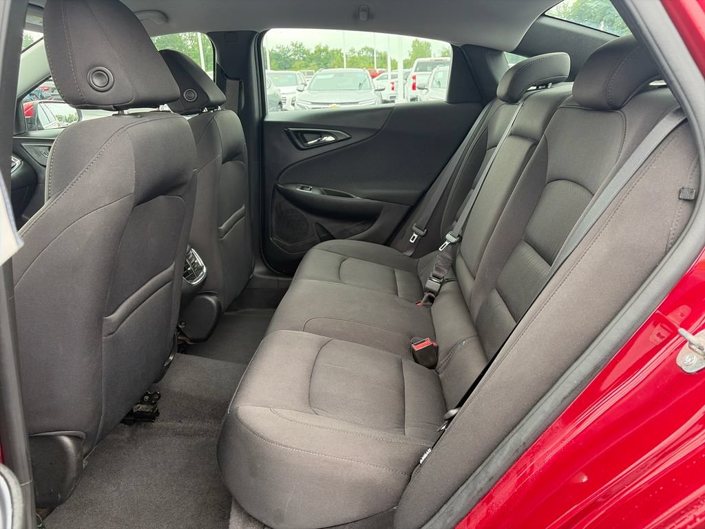 Used 2018 Chevrolet Malibu LT FWD image 23