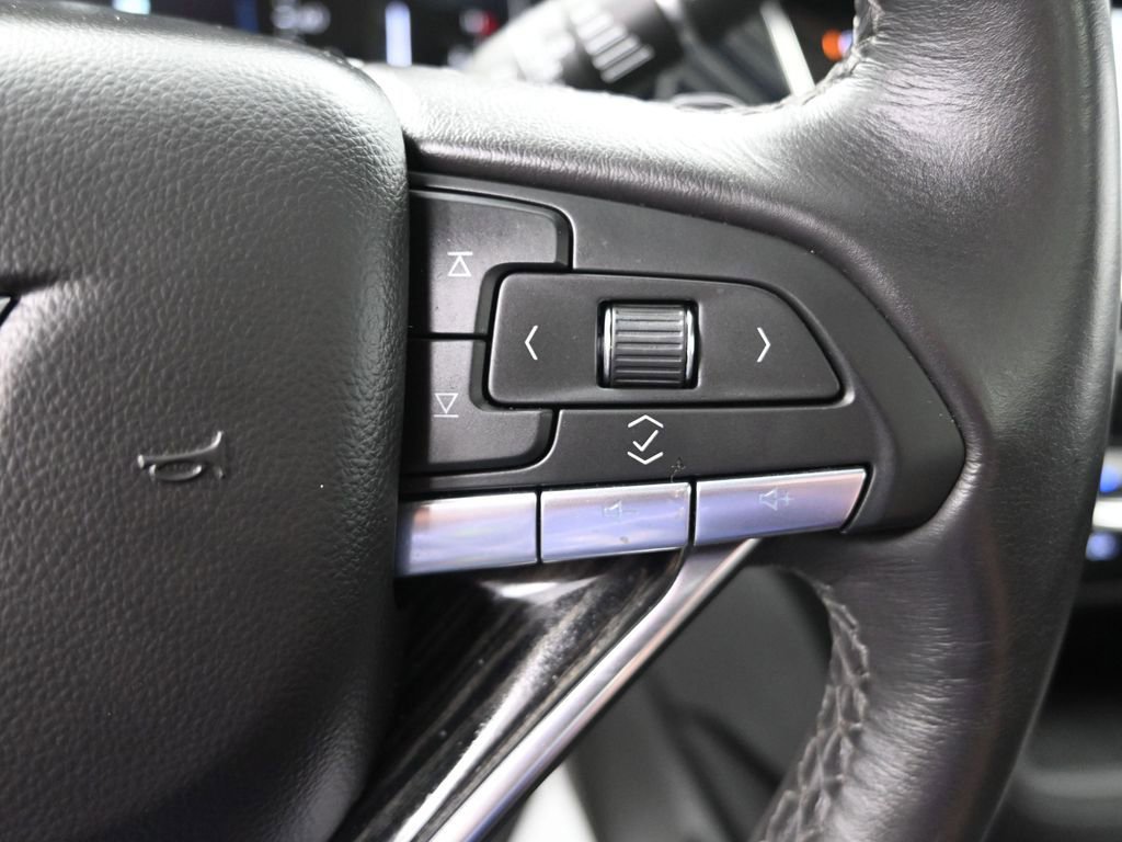 Used 2025 Cadillac XT6 Premium Luxury image 23