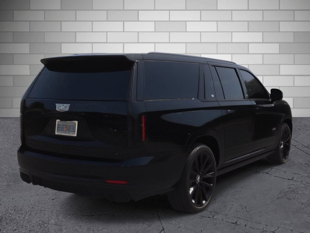 Certified 2025 Cadillac Escalade ESV V w/ LPO, ONYX Package AWD/4WD image 5