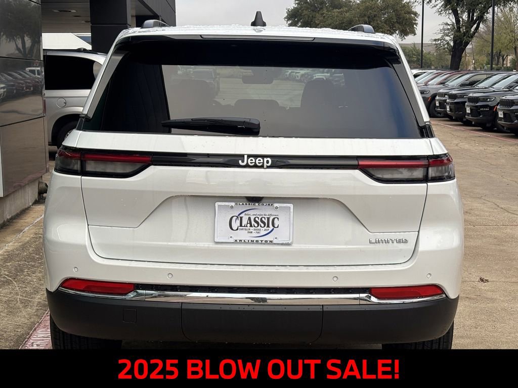 New 2025 Jeep Grand Cherokee Limited w/ Trailer Tow Package image 4