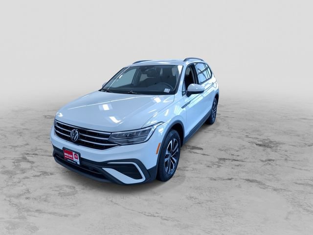 Used 2024 Volkswagen Tiguan S image 5