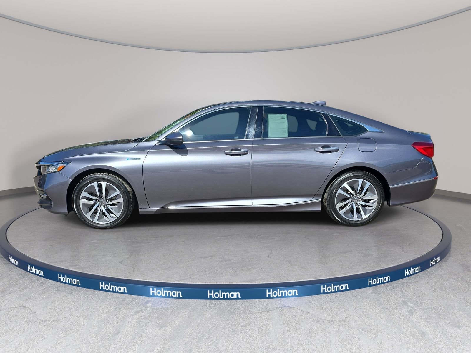 Used 2018 Honda Accord Touring image 9