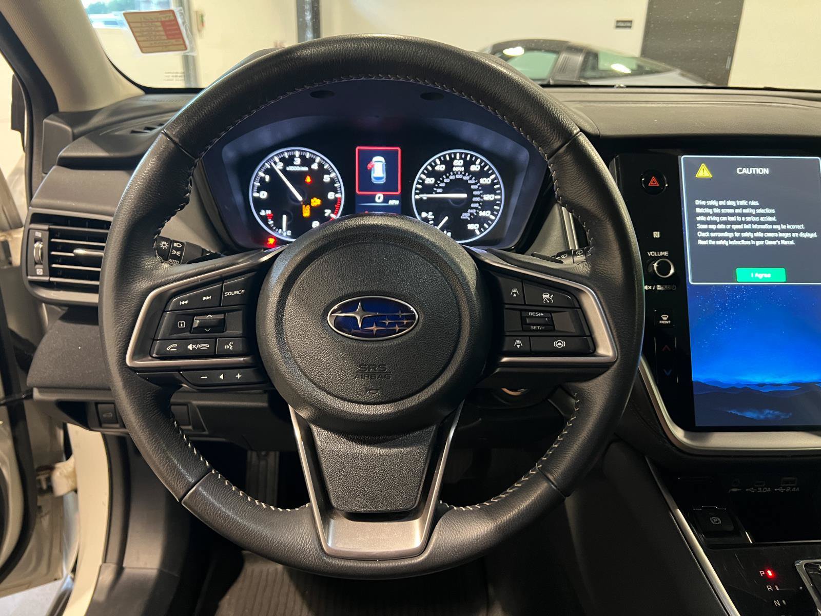 Used 2024 Subaru Outback Premium AWD/4WD image 11