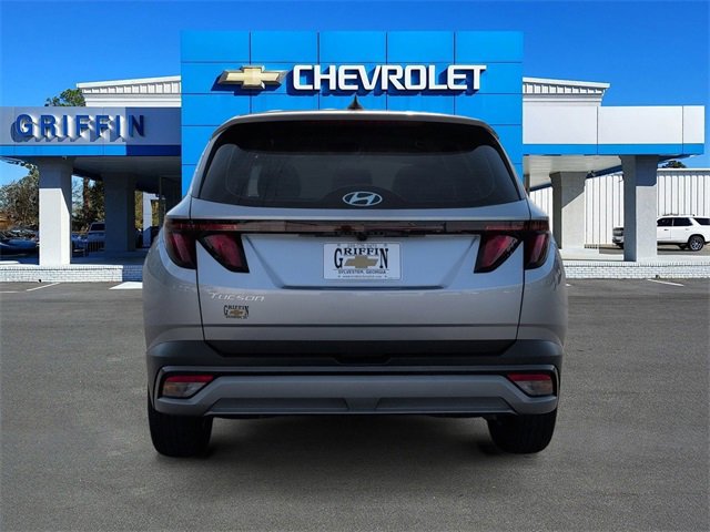 Used 2025 Hyundai Tucson SE image 8