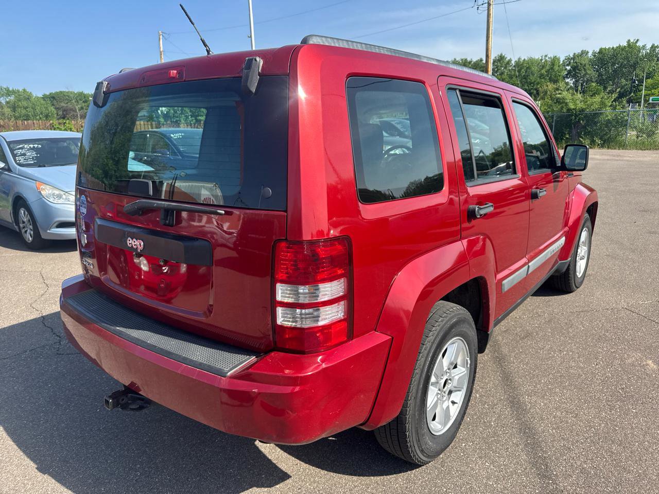 Used 2010 Jeep Liberty Sport AWD/4WD image 5