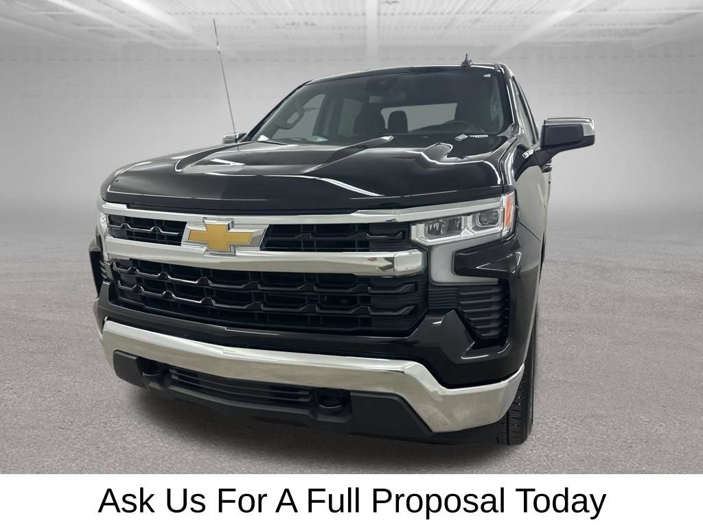 Used 2024 Chevrolet Silverado 1500 LT AWD/4WD image 6