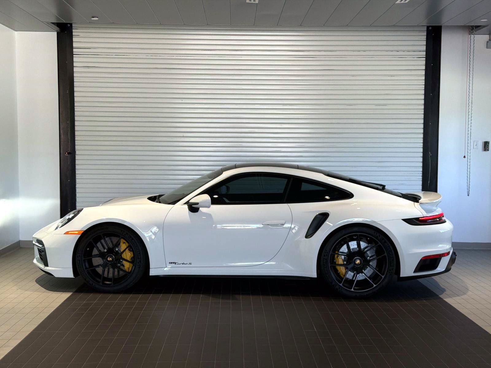 Certified 2022 Porsche 911 Turbo S AWD/4WD image 2