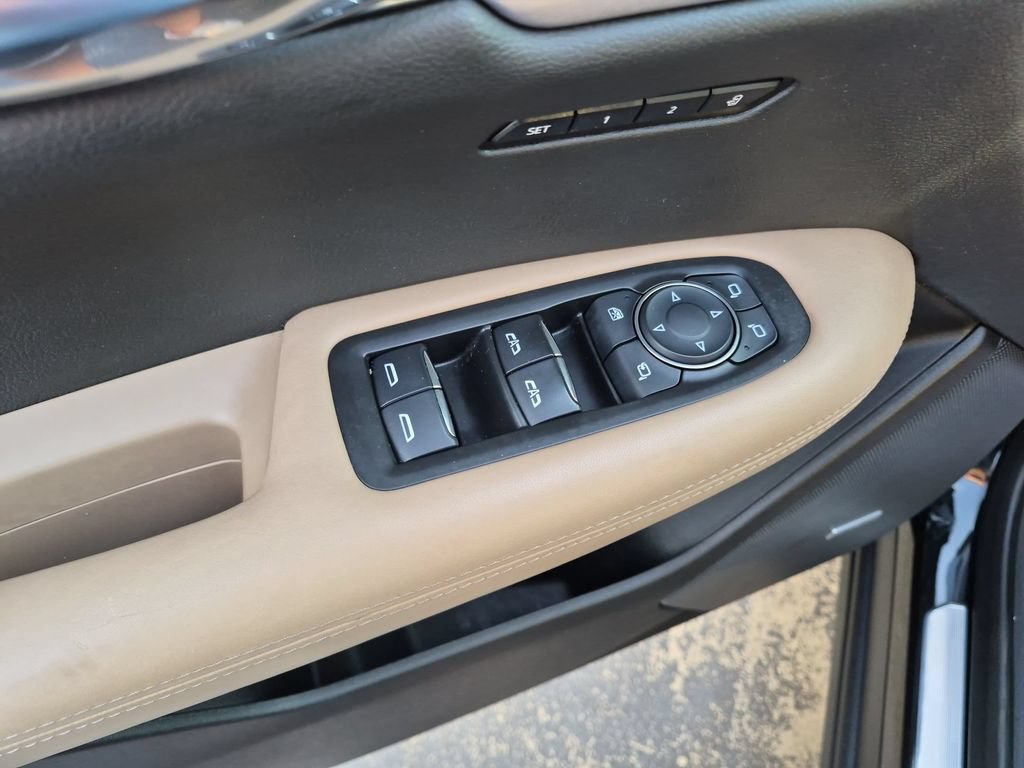 Used 2020 Cadillac XT6 Premium Luxury w/ Platinum Package FWD image 10