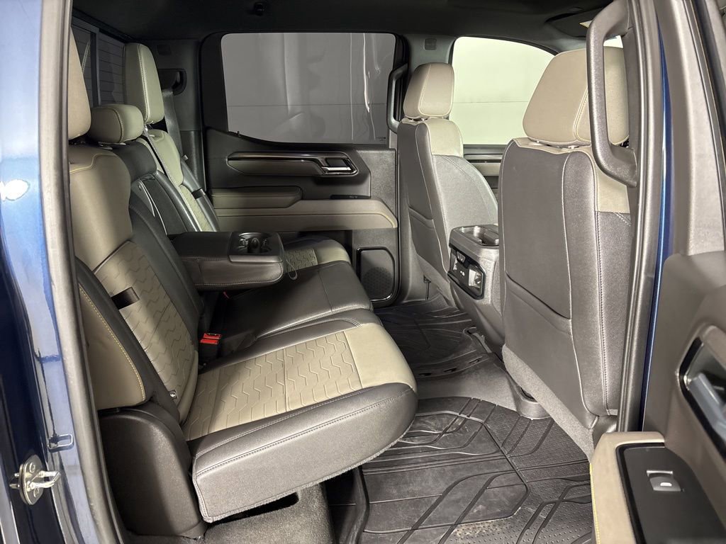 Used 2022 Chevrolet Silverado 1500 ZR2 image 27