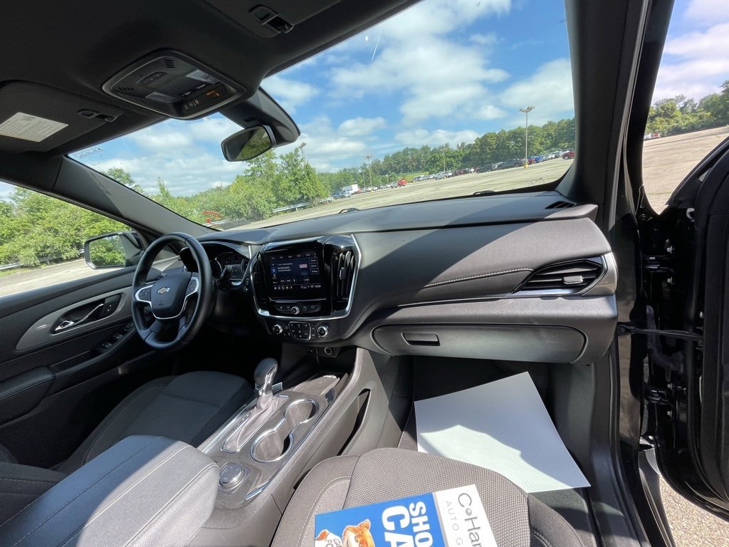 Certified 2023 Chevrolet Traverse LT image 11