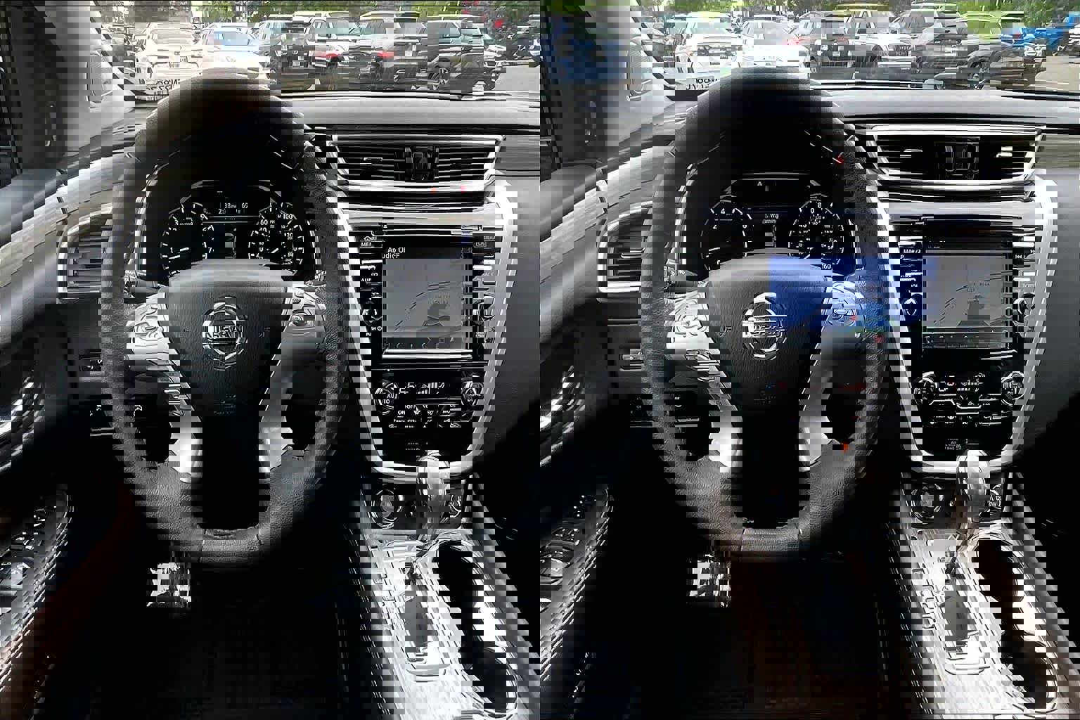 Used 2015 Nissan Murano Platinum w/ Cargo Package w/Cover image 5