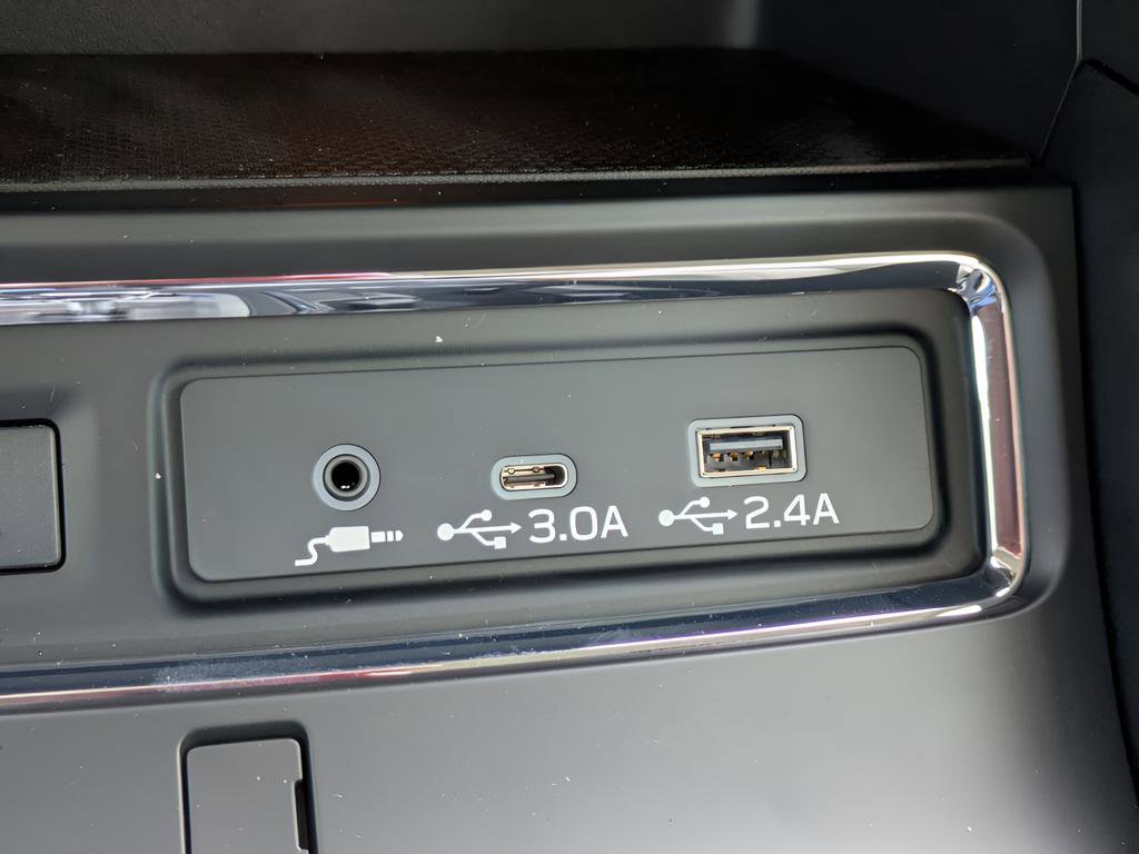 Certified 2025 Subaru Ascent Premium AWD/4WD image 20
