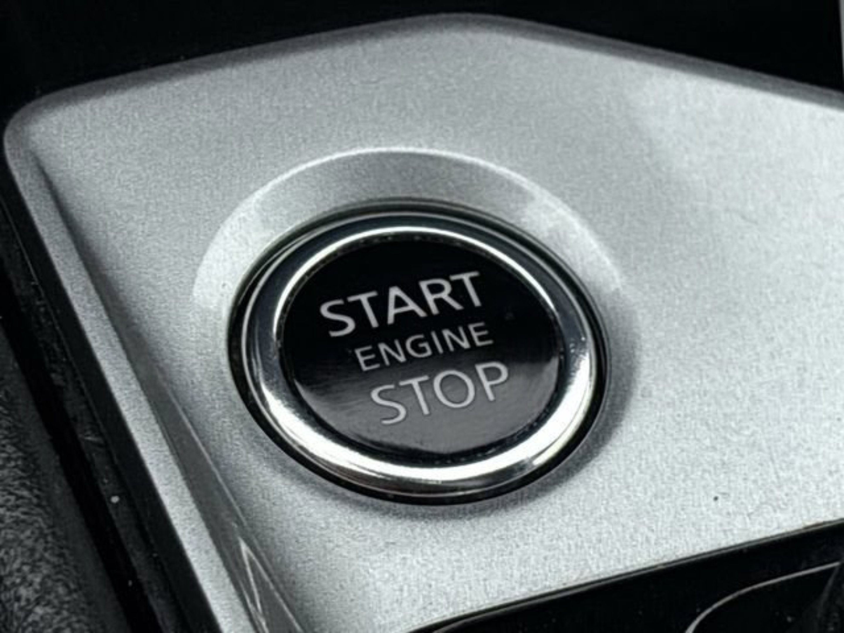 Used 2024 Nissan Altima 2.5 SV FWD image 25
