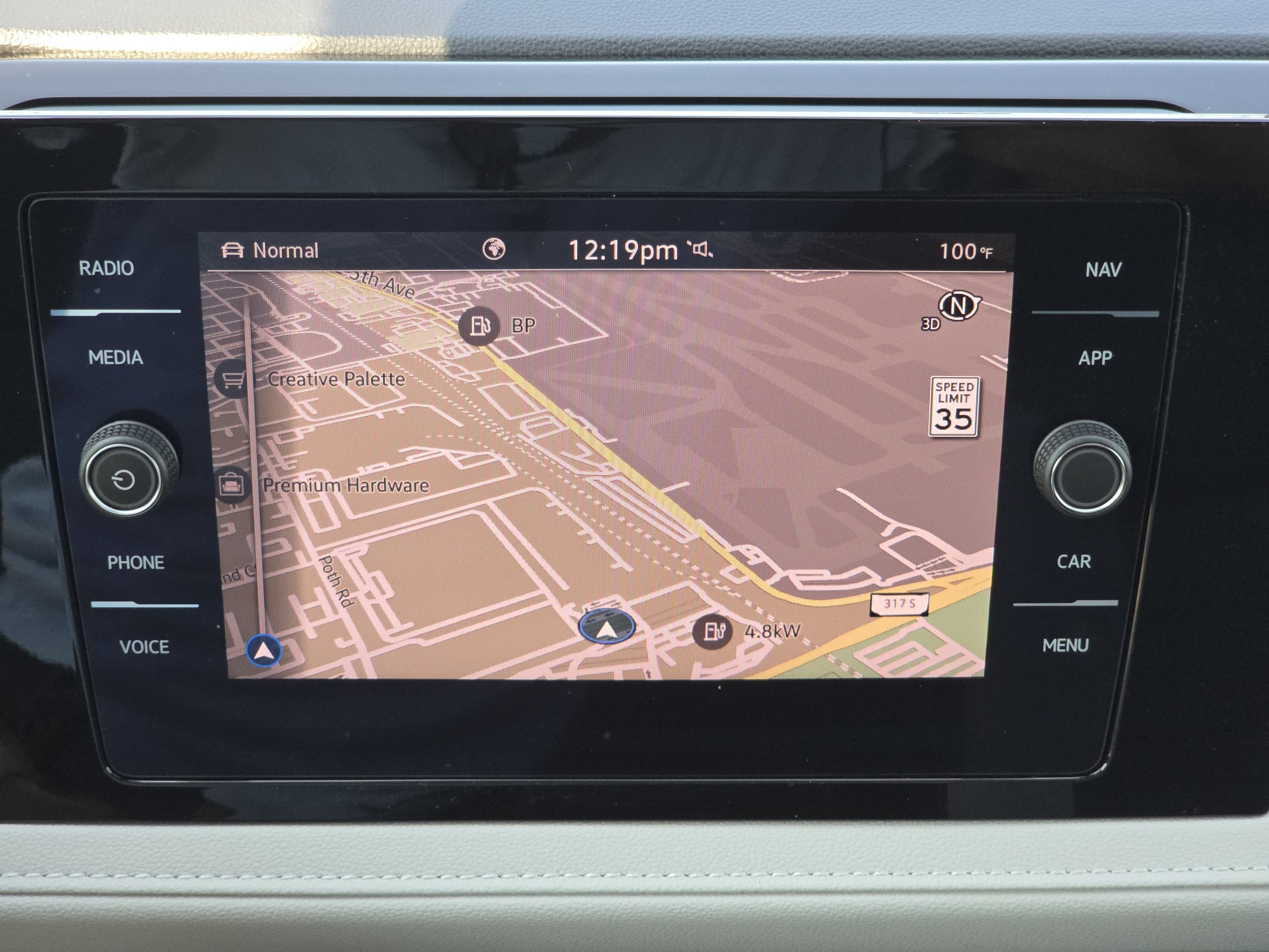 Certified 2025 Volkswagen Taos SEL AWD/4WD image 10