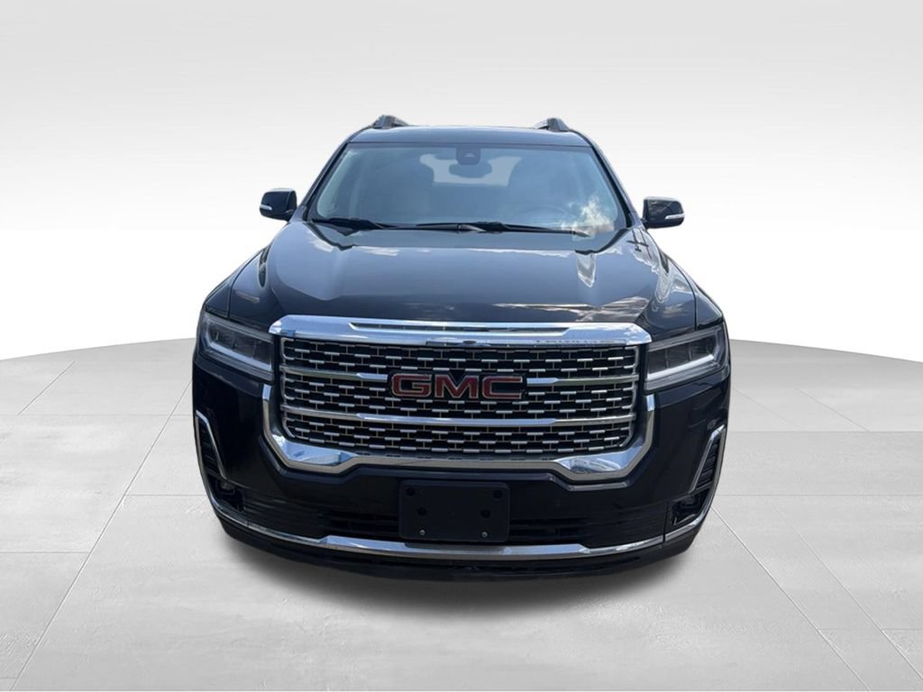 Used 2023 GMC Acadia Denali FWD image 2