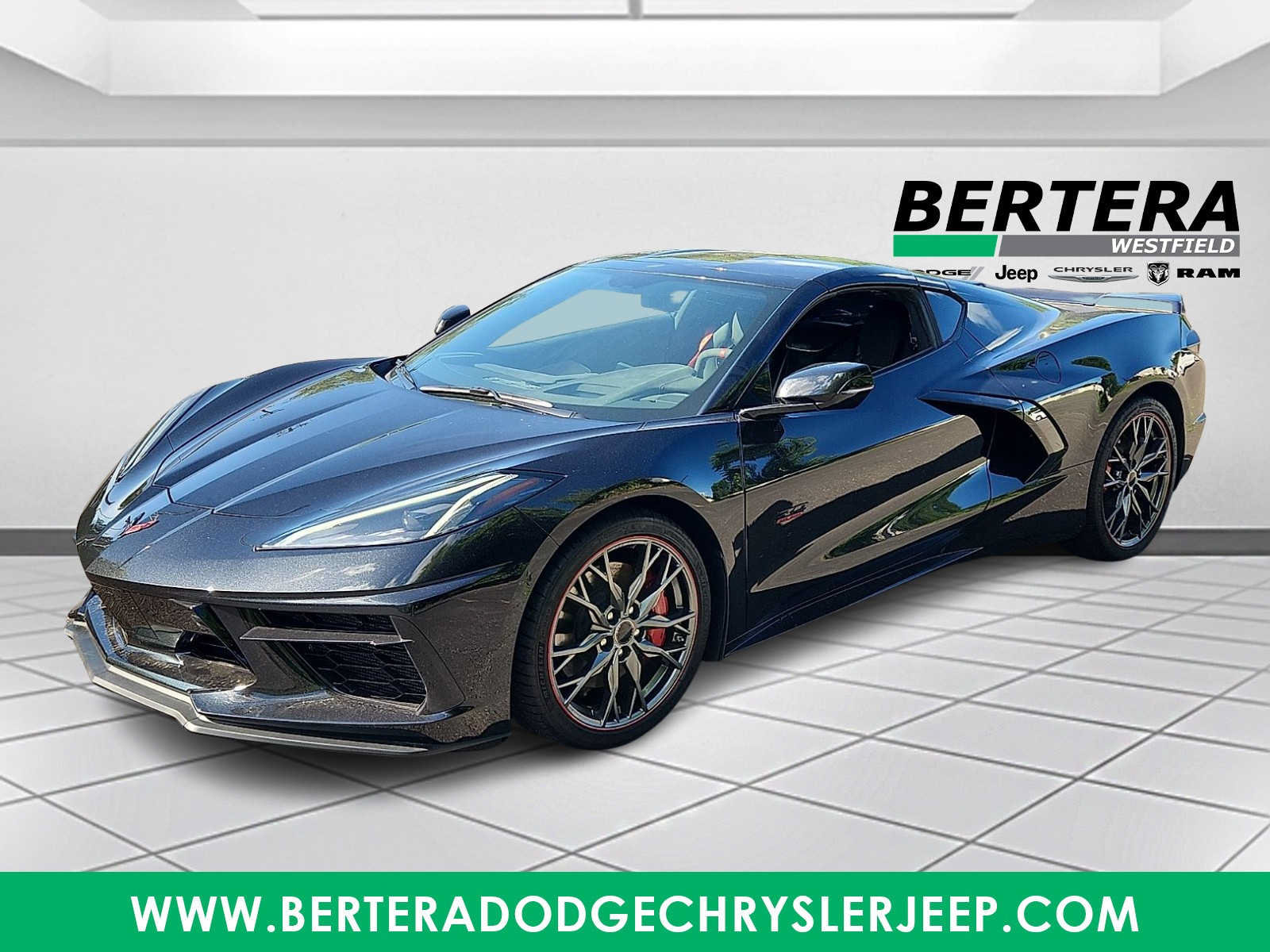 Used 2023 Chevrolet Corvette Stingray Premium Cpe w/ Z51 Performance Package RWD image 3