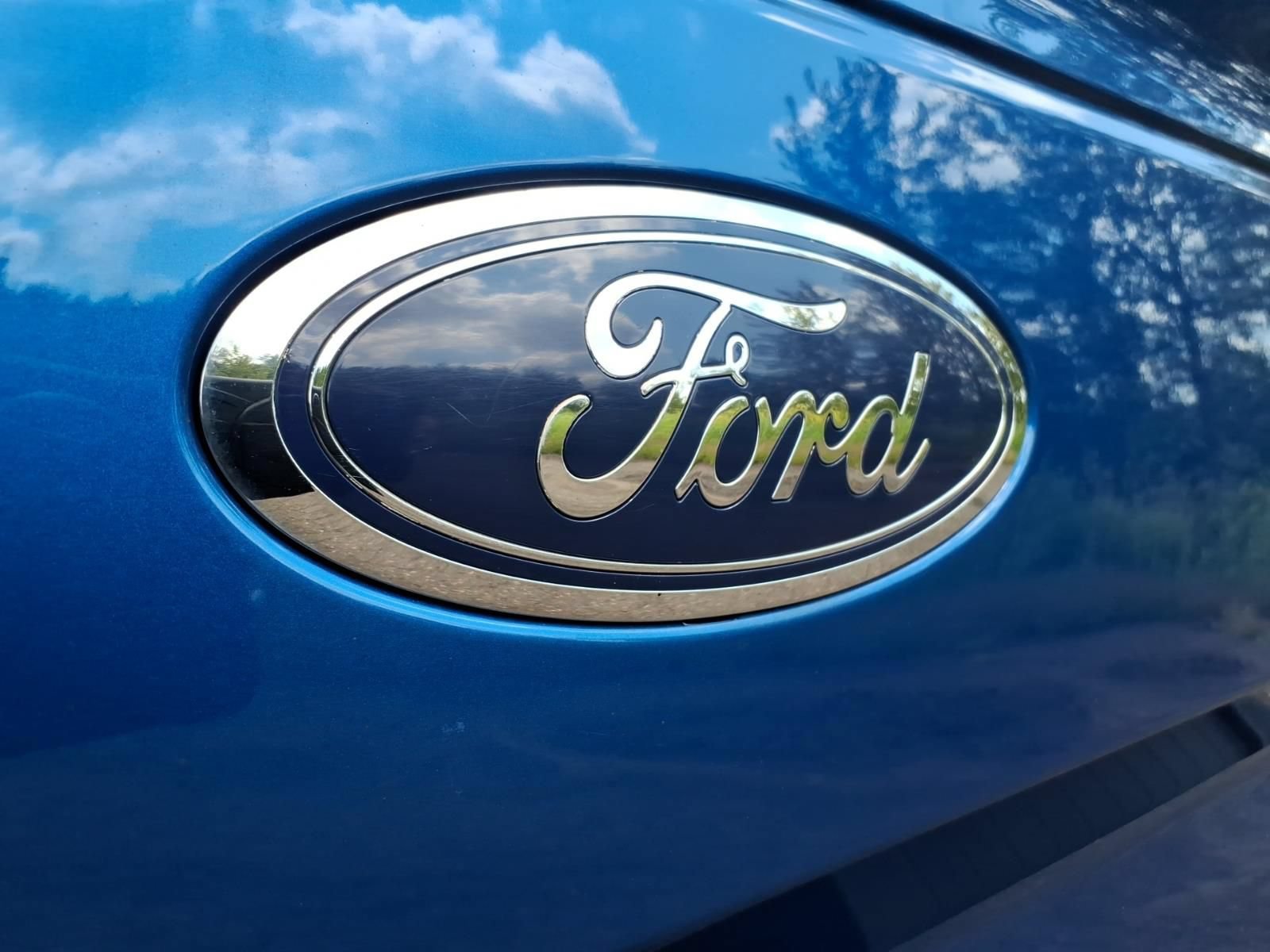Used 2017 Ford F150 XL w/ Equipment Group 101A Mid AWD/4WD image 13