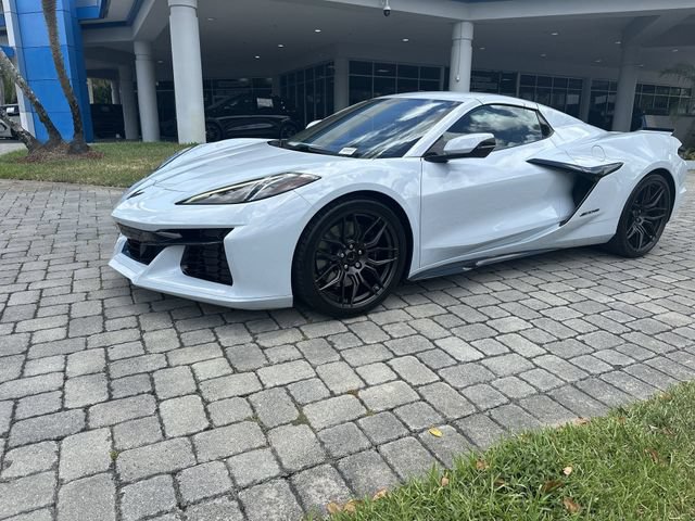 Used 2023 Chevrolet Corvette Z06 RWD image 20