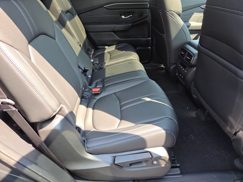 New 2026 Honda Pilot Touring image 30