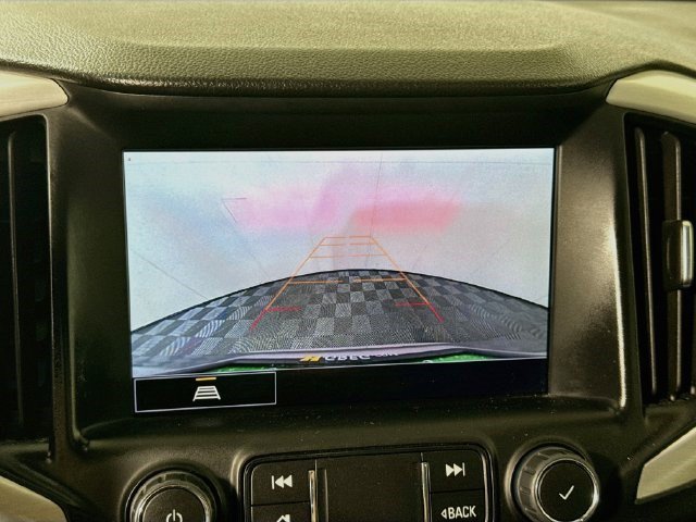 Used 2024 GMC Terrain SLT FWD image 18