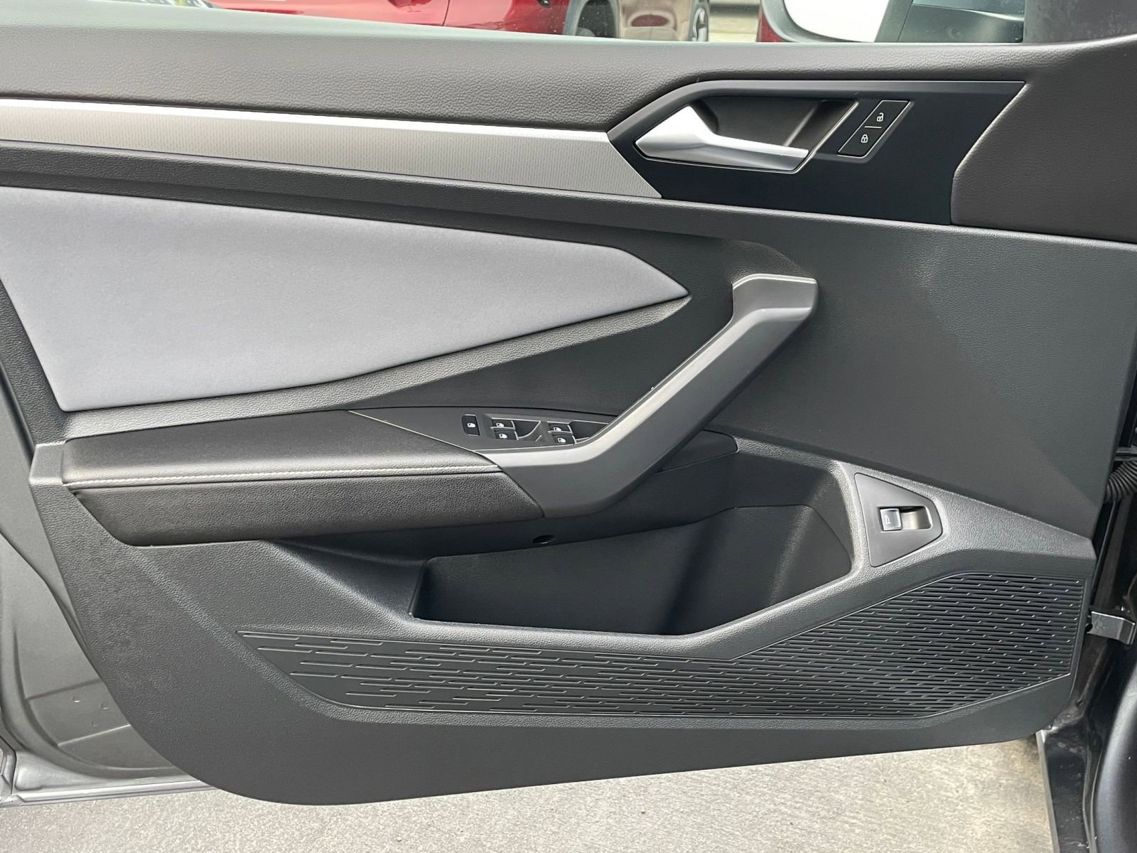 Used 2025 Volkswagen Jetta SE image 20