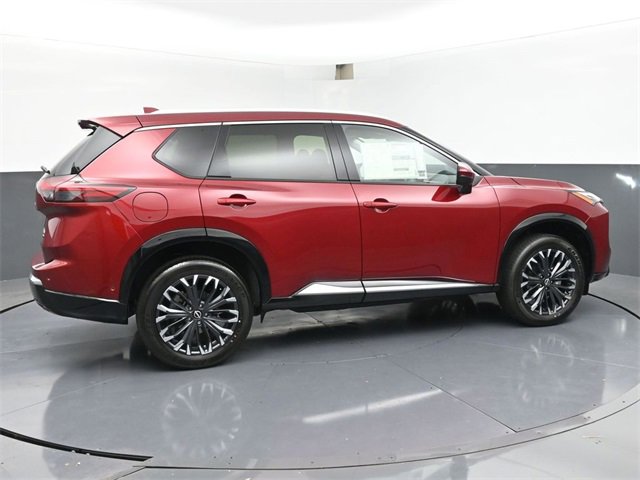 New 2026 Nissan Rogue Platinum image 3