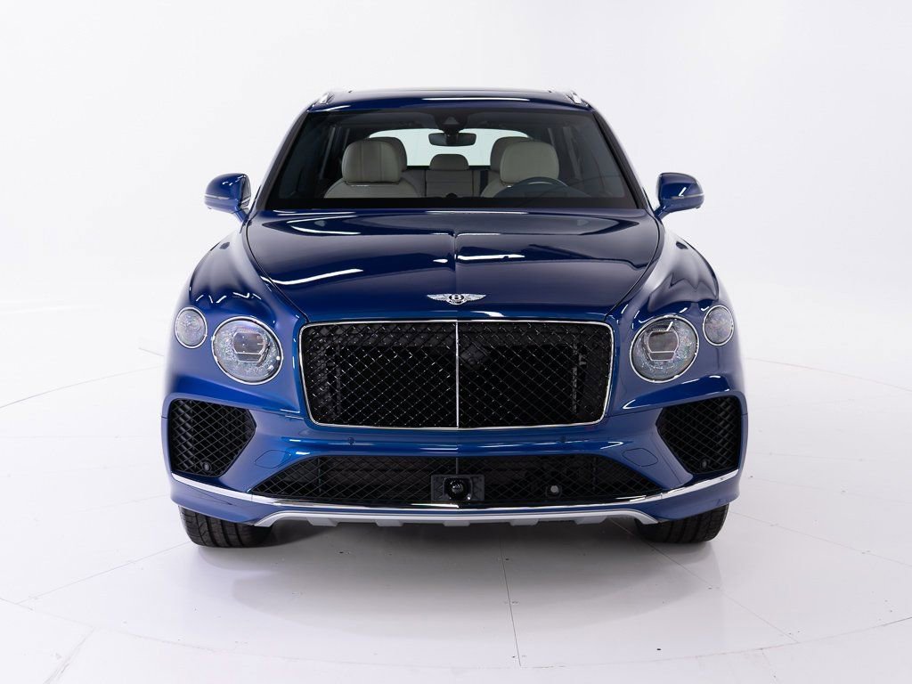 New 2025 Bentley Bentayga Extended Wheelbase image 8