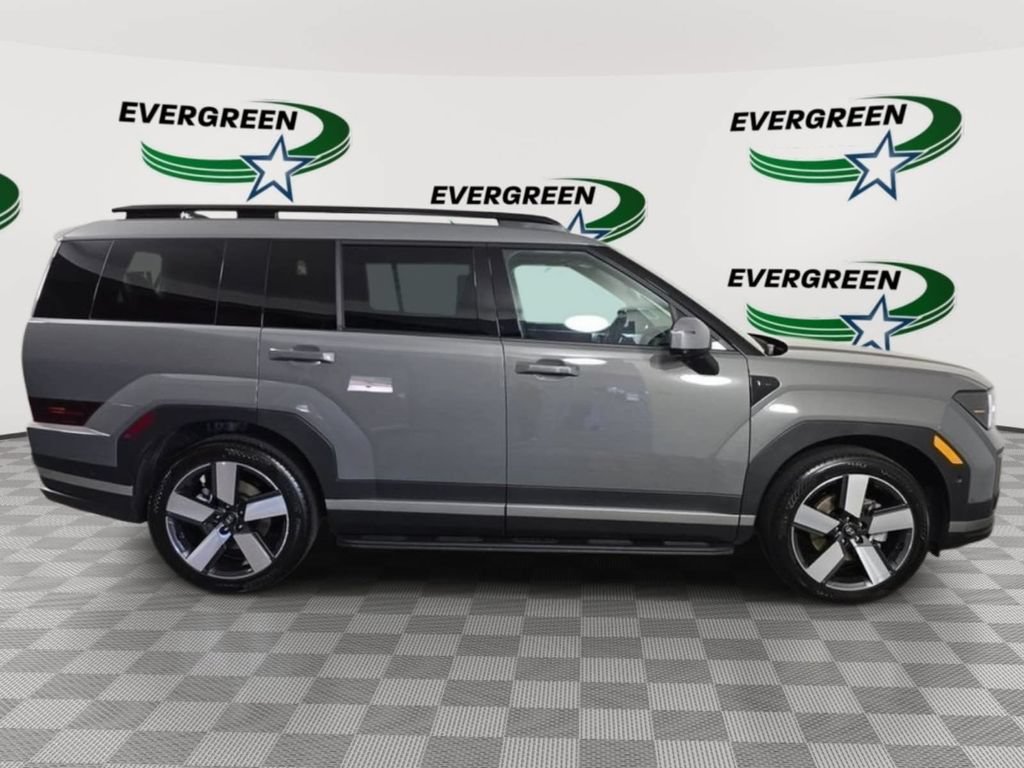 Used 2026 Hyundai Santa Fe Limited AWD/4WD image 6