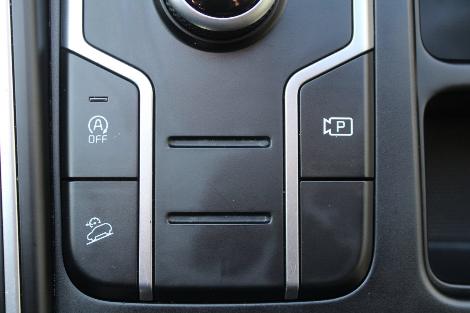 Certified 2023 Kia Sorento LX FWD image 35
