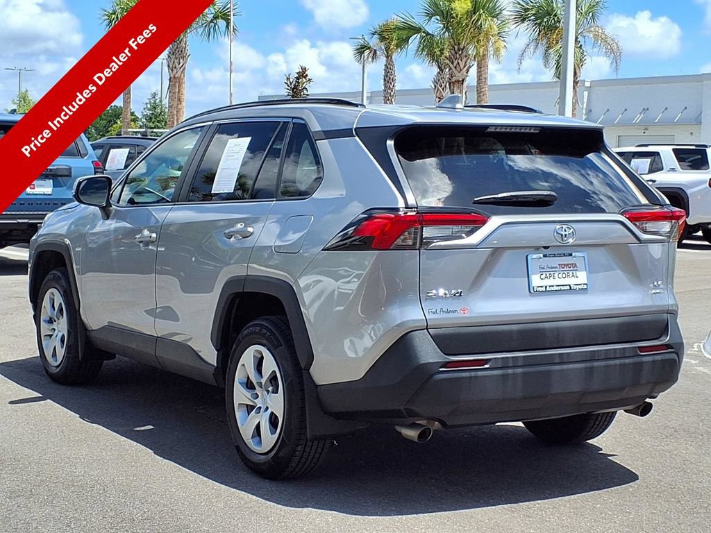 Used 2021 Toyota RAV4 LE AWD/4WD image 5