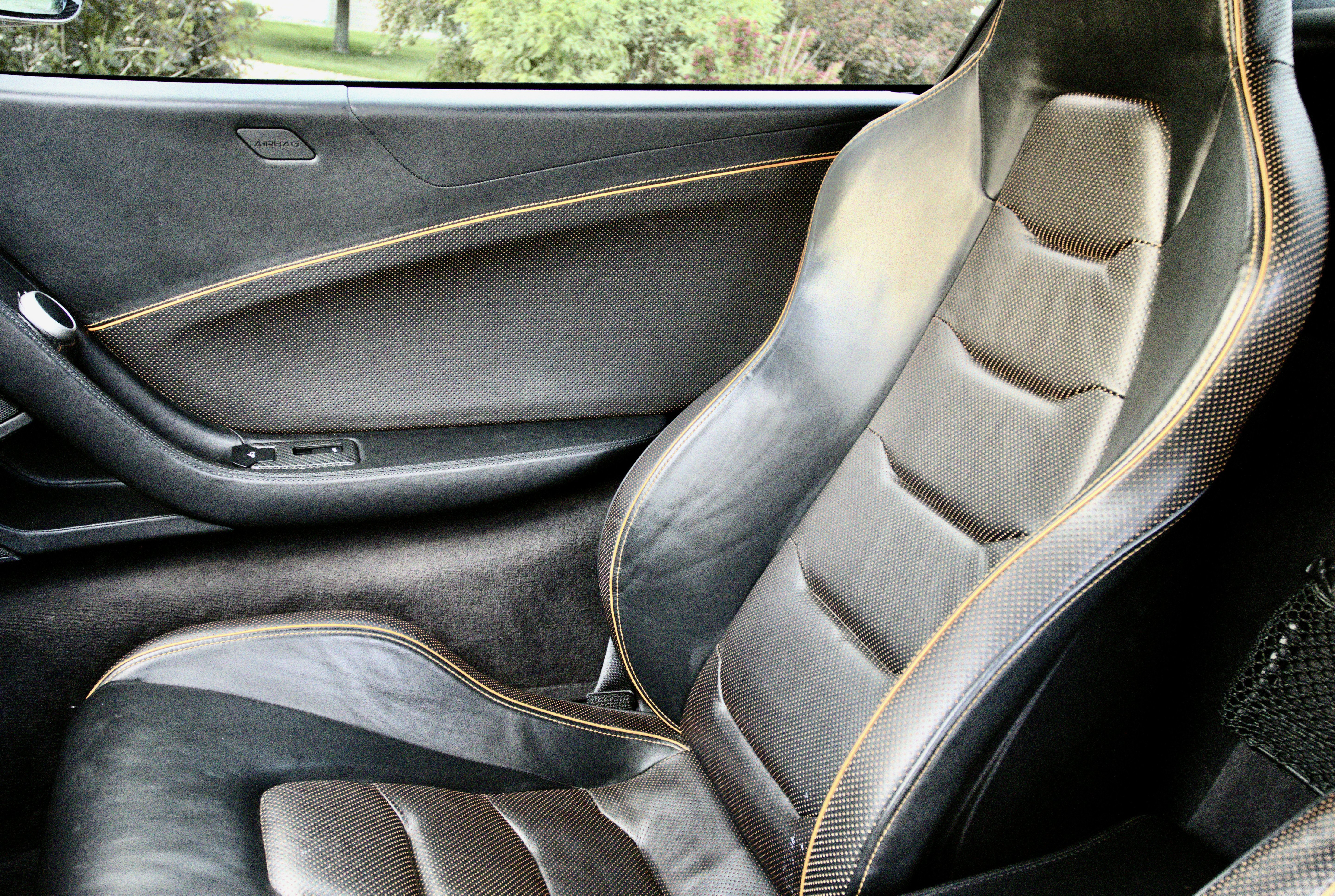Used 2015 McLaren 650S Spider RWD image 22
