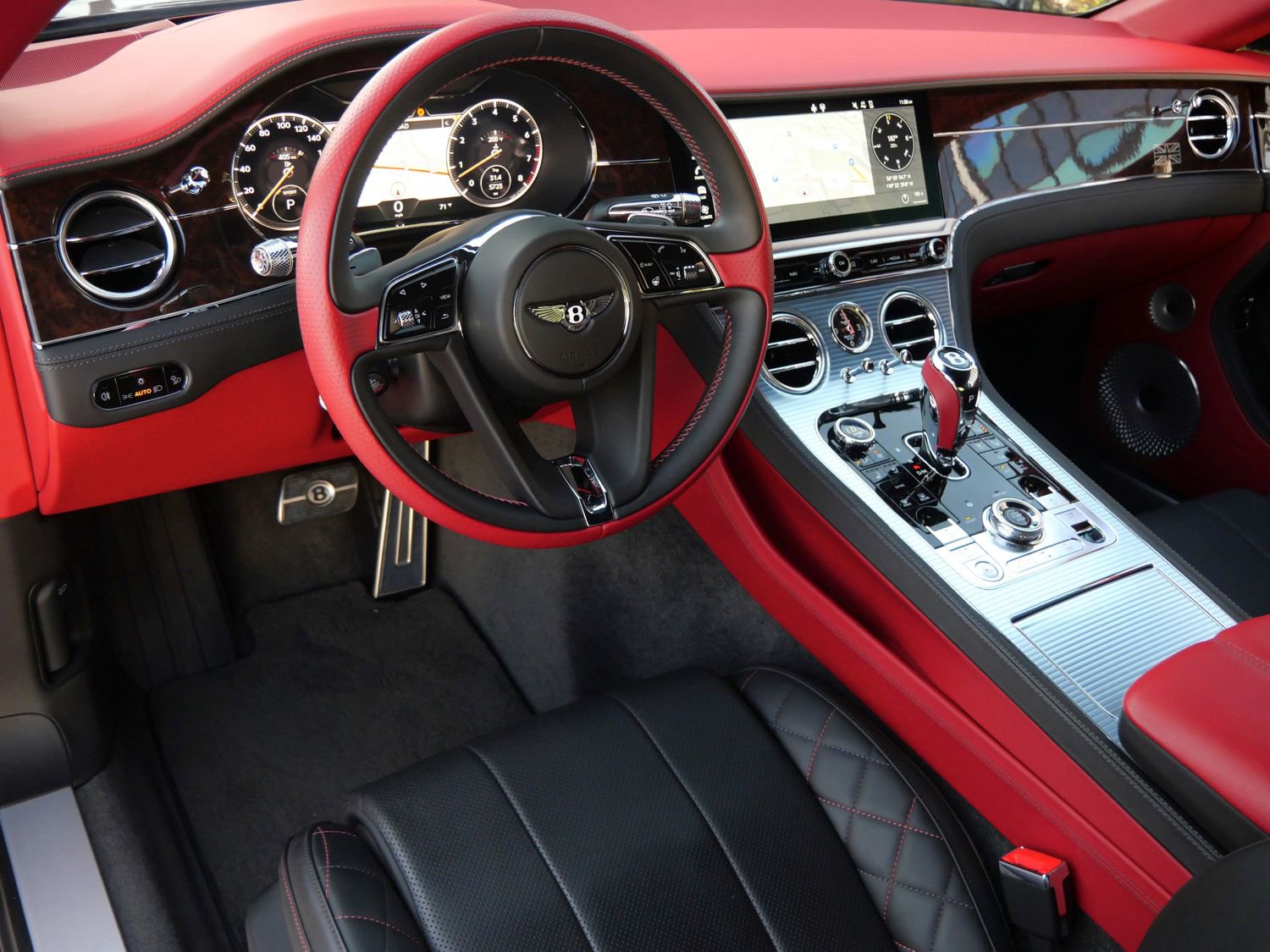 Used 2020 Bentley Continental GT image 13