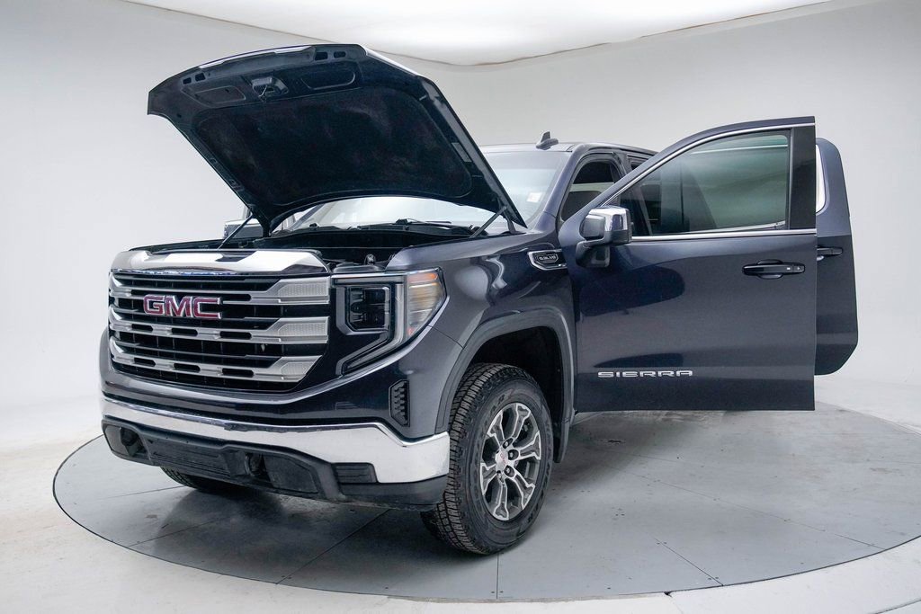 Used 2022 GMC Sierra 1500 SLE AWD/4WD image 17