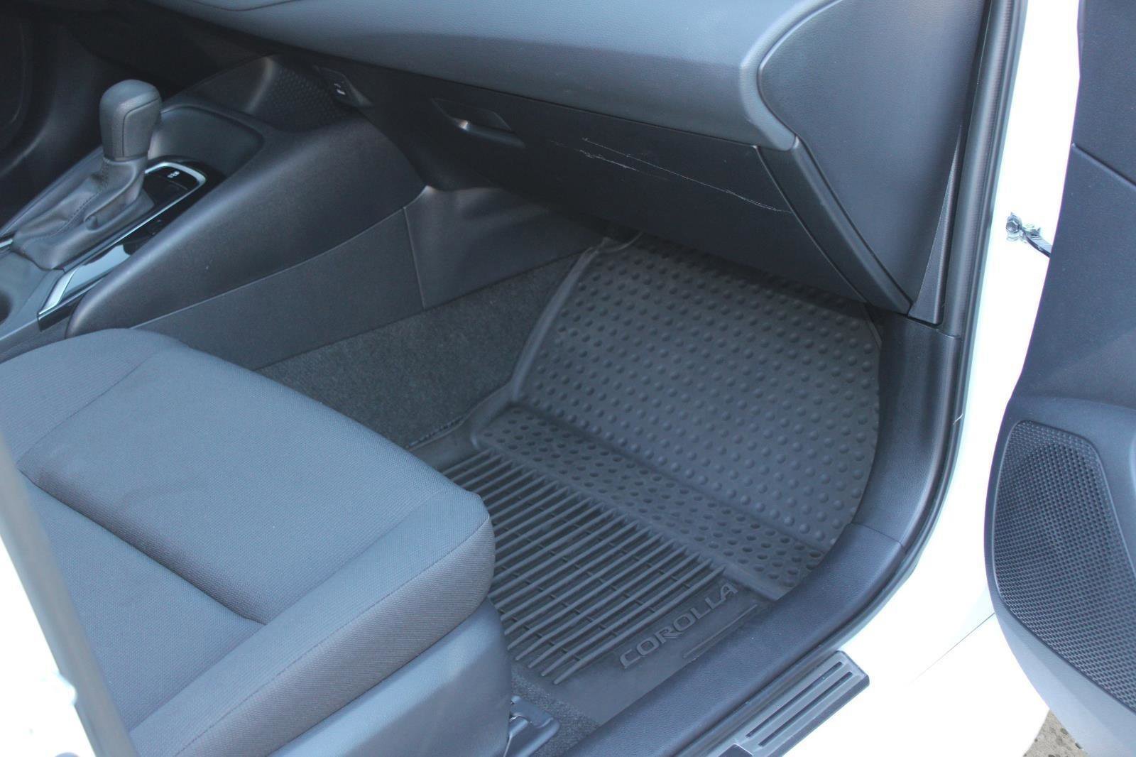 Certified 2024 Toyota Corolla LE image 36