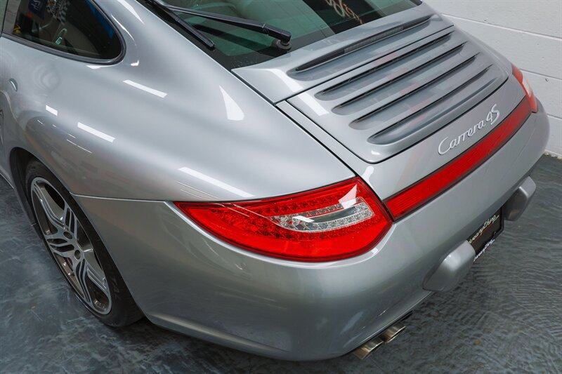 Used 2009 Porsche 911 Carrera 4S AWD/4WD image 16