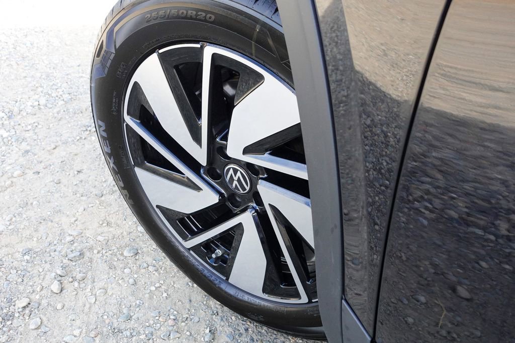 New 2026 Volkswagen Atlas SE image 11