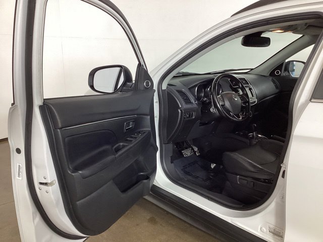 Used 2016 Mitsubishi Outlander Sport GT AWD/4WD image 9