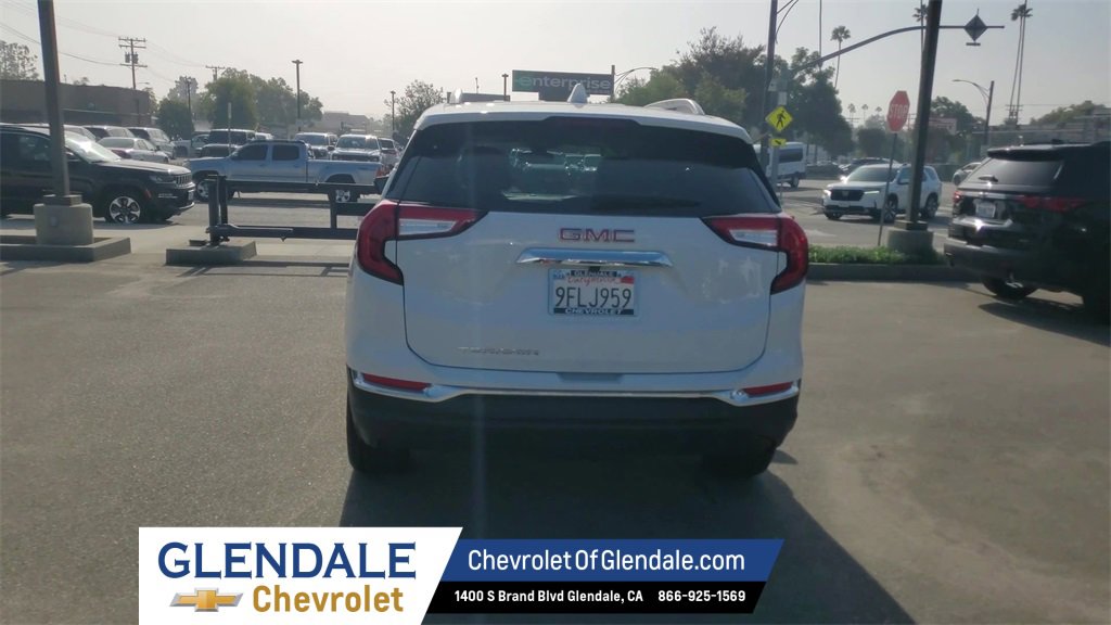 Used 2022 GMC Terrain SLT image 6