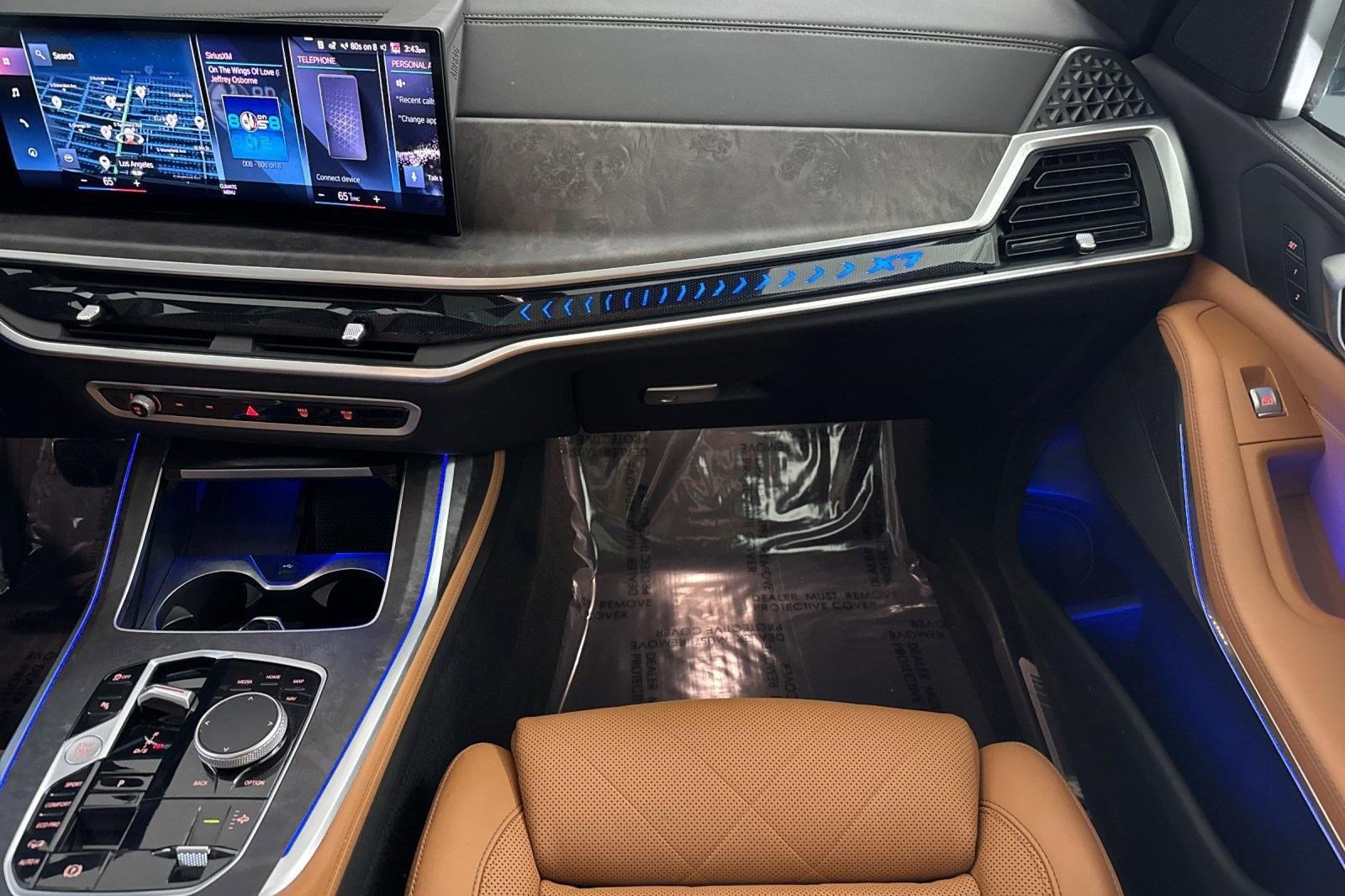 Used 2023 BMW X7 xDrive40i w/ M Sport Package image 28