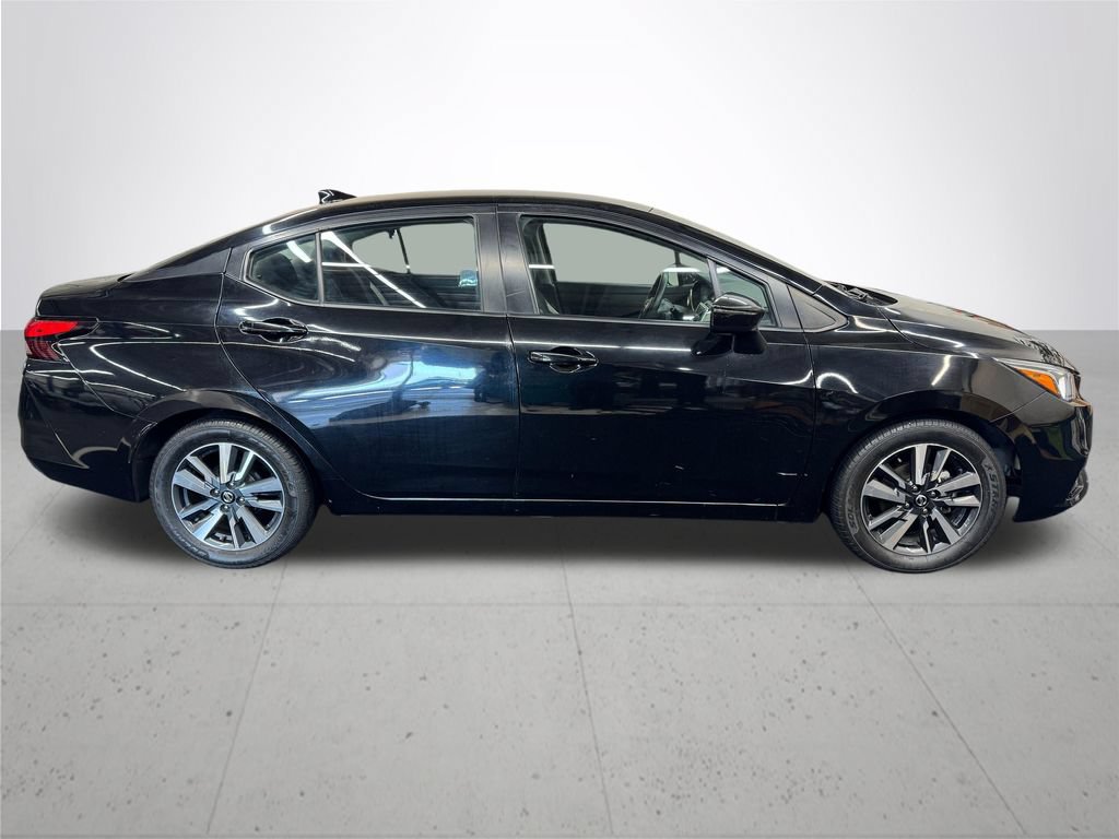 Used 2021 Nissan Versa SV FWD image 8