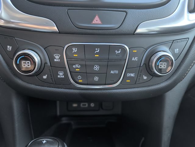 Used 2021 Chevrolet Equinox Premier AWD/4WD image 19
