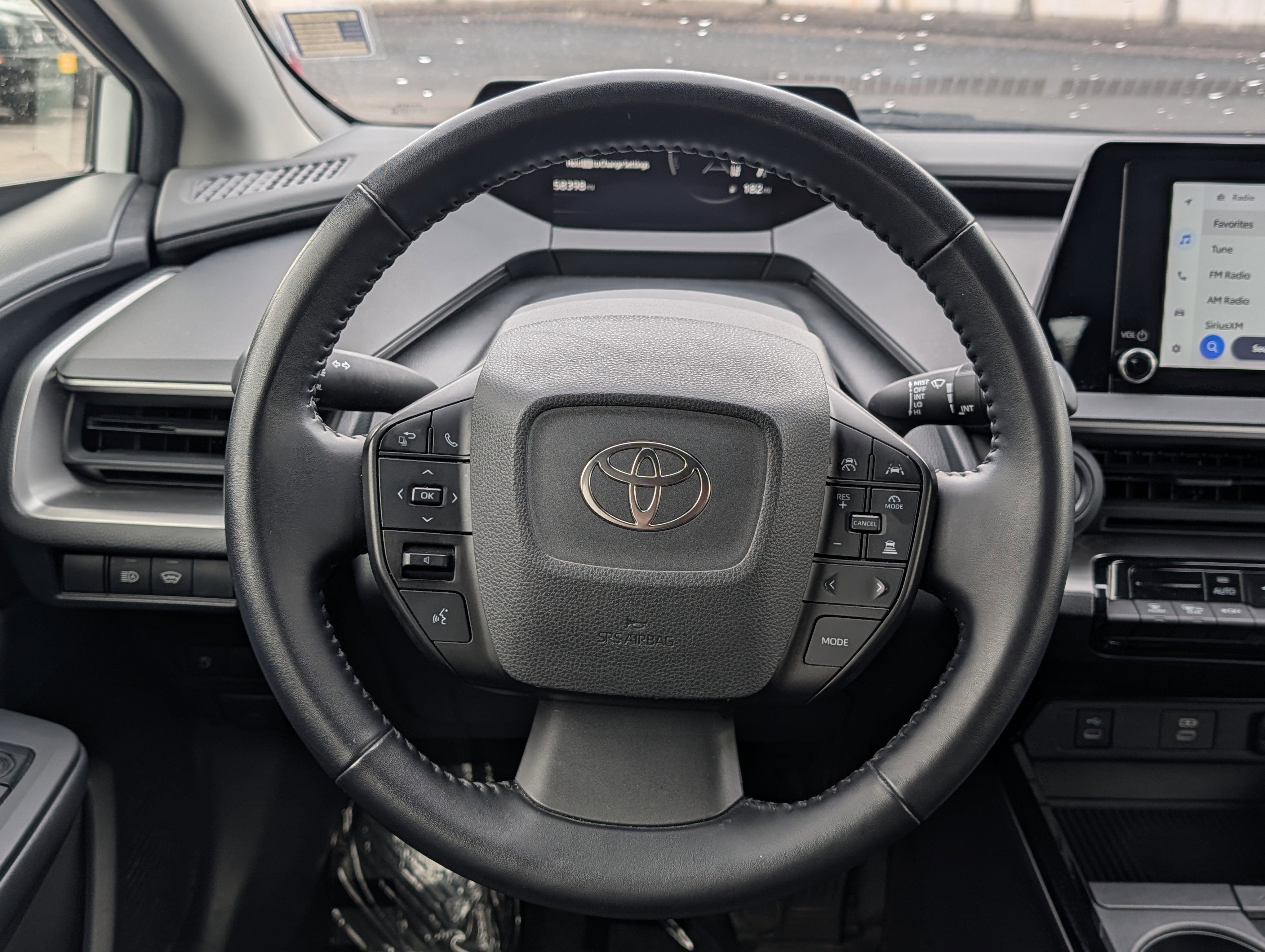 Used 2023 Toyota Prius LE FWD image 19