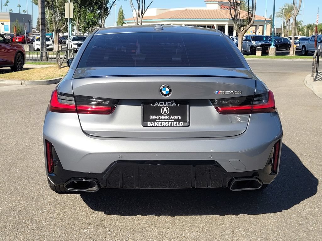 Used 2025 BMW M340i w/ Premium Package RWD image 7