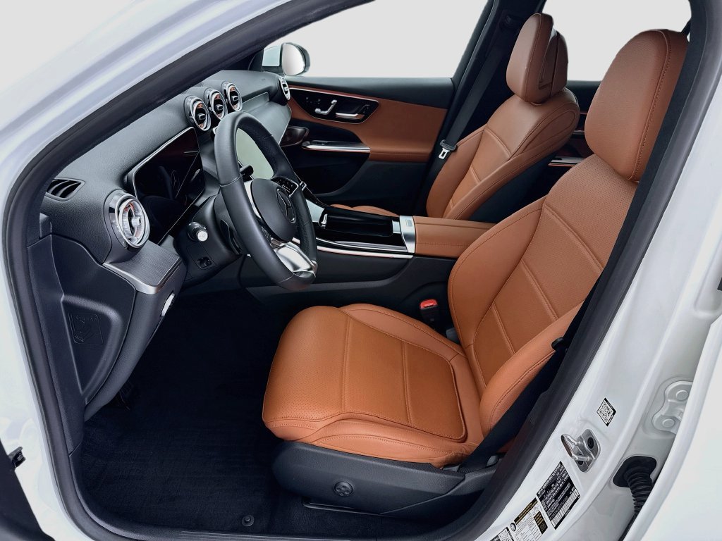 Certified 2026 Mercedes-Benz GLC 300 image 18