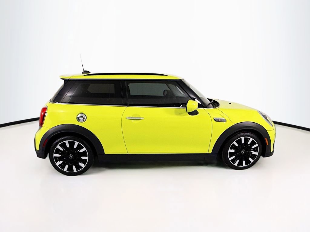 Certified 2024 MINI Cooper S w/ Signature Upholstery Package FWD image 4