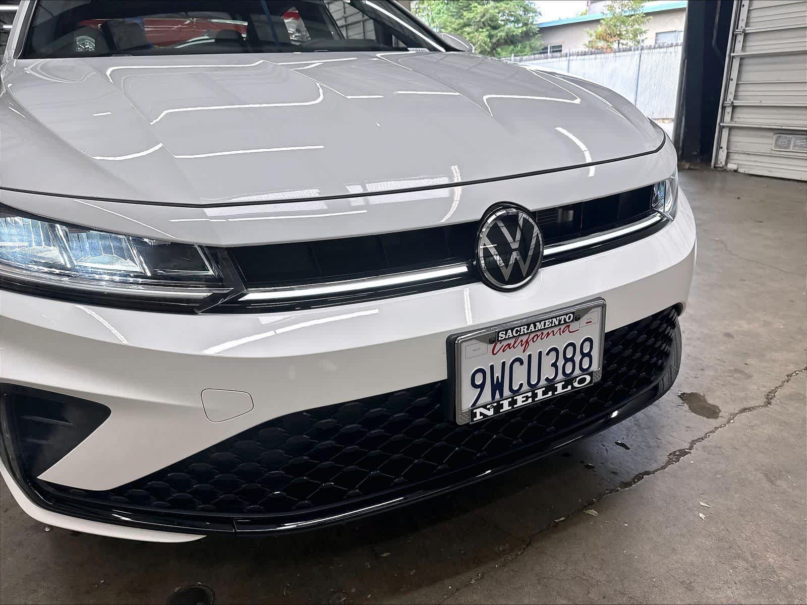 Used 2026 Volkswagen Jetta Sport FWD image 32