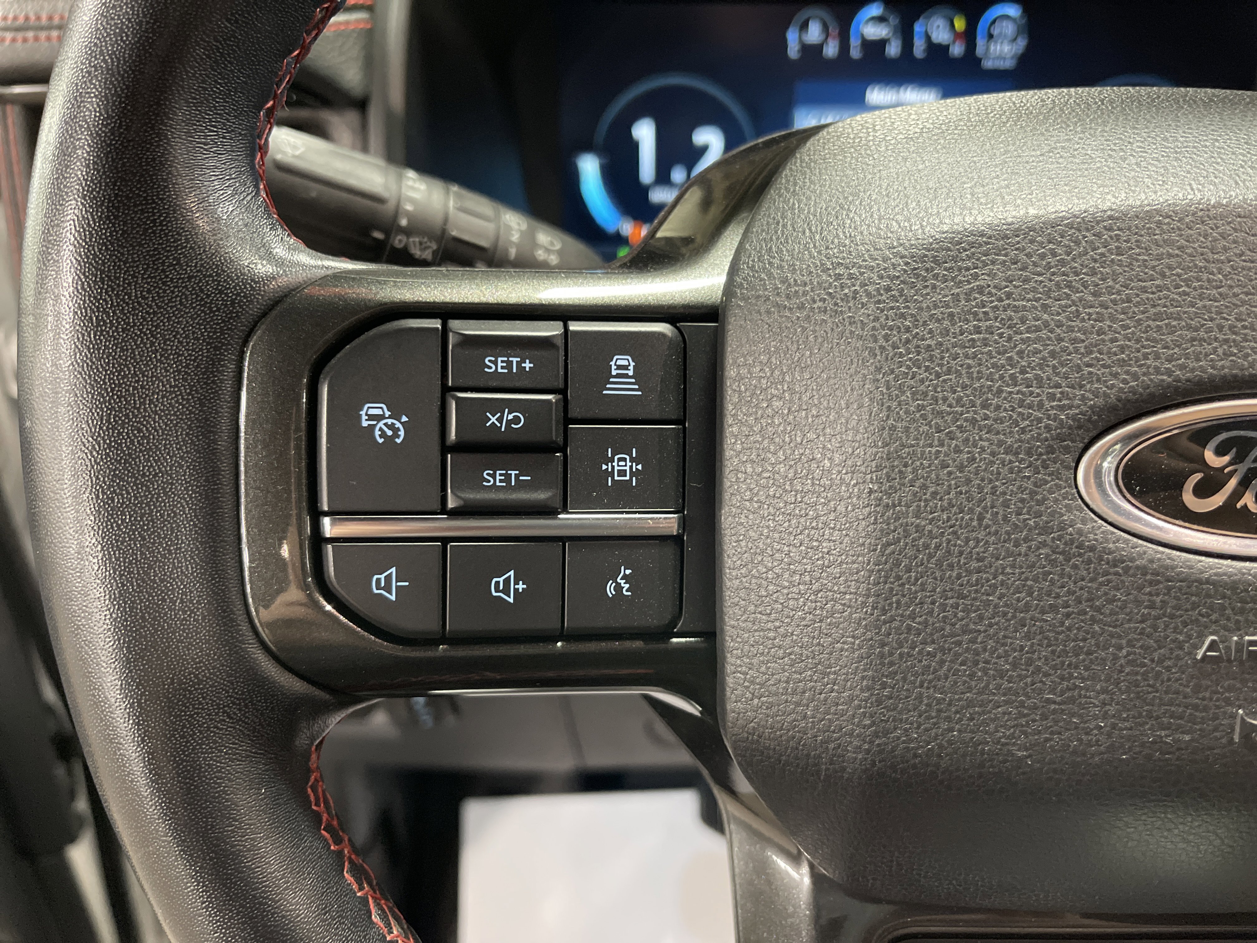 Used 2022 Ford Expedition Max Limited image 20