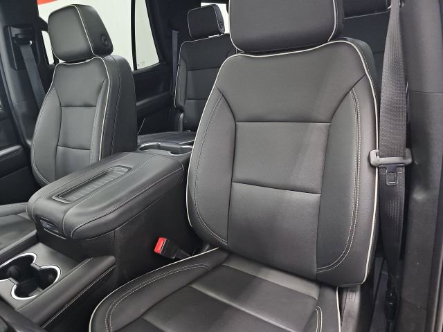 Used 2022 GMC Yukon SLT w/ SLT Luxury Package image 25