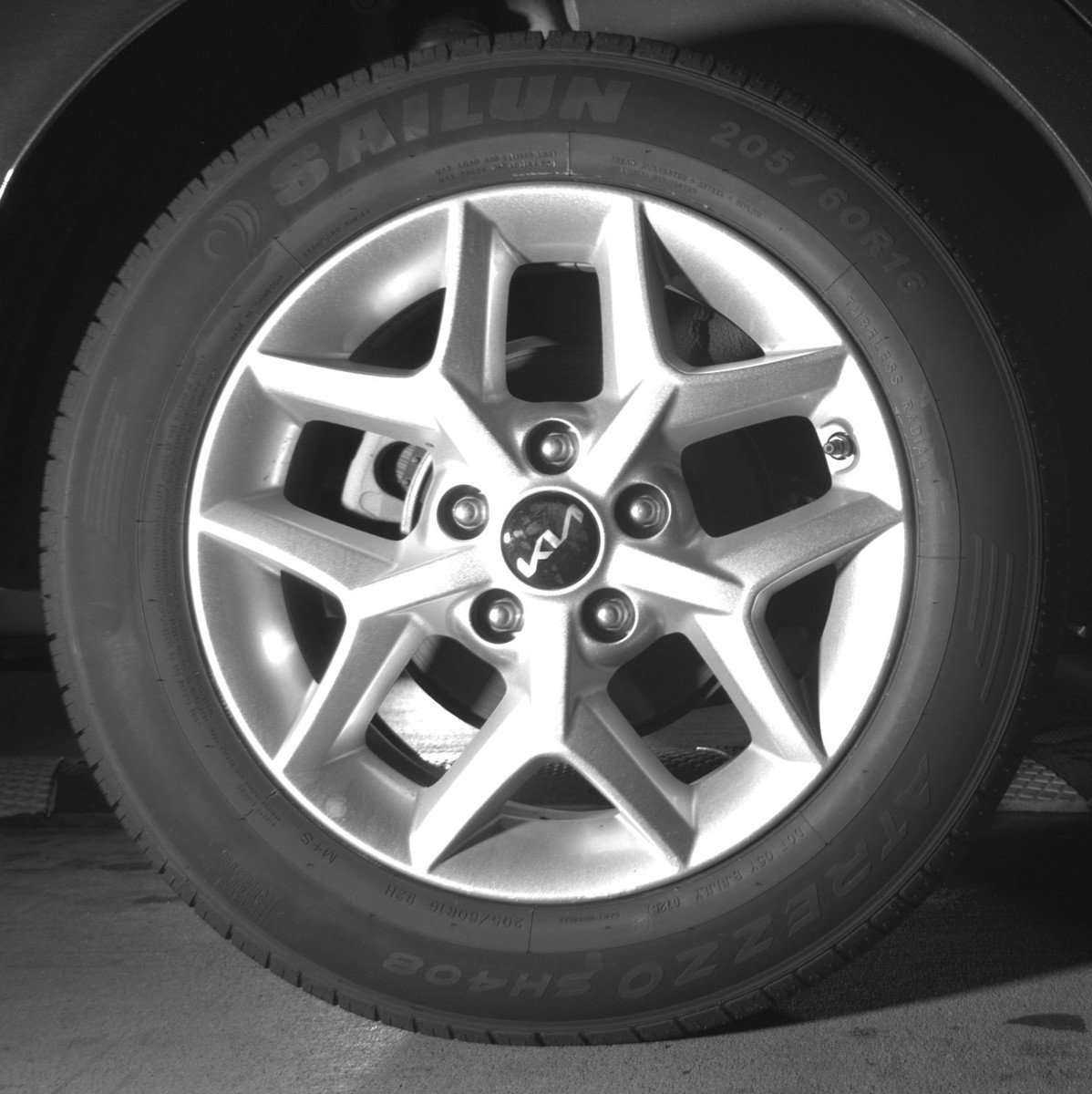 Used 2025 Kia Soul LX w/ LX Technology Package FWD image 15