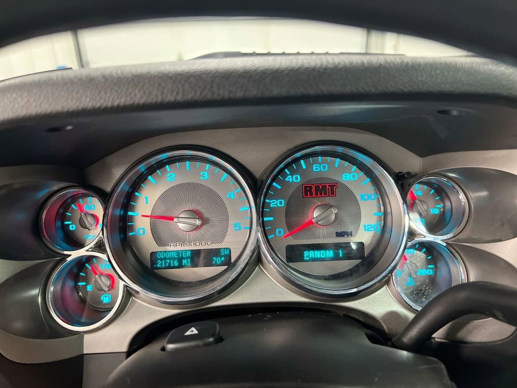 Used 2014 Chevrolet Silverado 2500 LT w/ Z71 Appearance Package AWD/4WD image 12